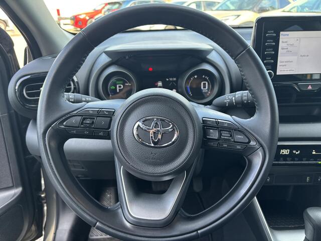 Toyota YARIS 1.5 Hybrid Dynamic SLECHTS 23.714KM, STOELVERWAMING, ZEER NETTE AUTO!