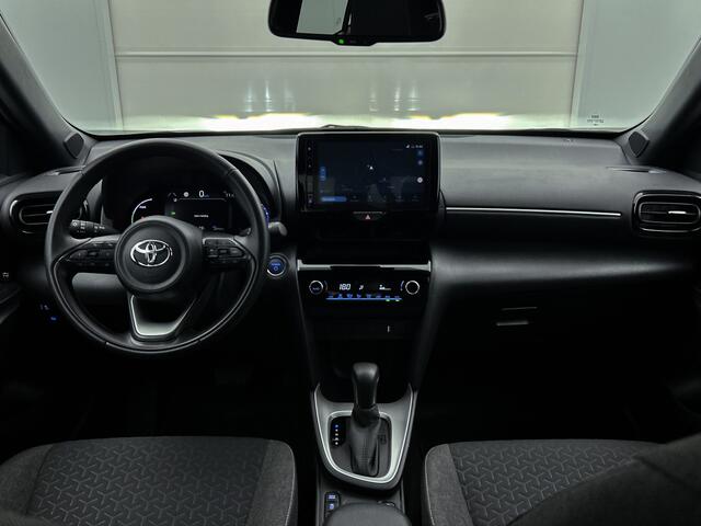 Toyota YARIS Cross 1.5 Hybrid Dynamic | Navigatie | Apple CarPlay | Camera | LM Velgen |