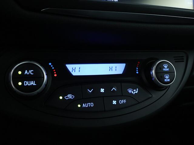 Toyota YARIS 1.5 Hybrid Y20 Limited | Navigatie | LM Velgen |