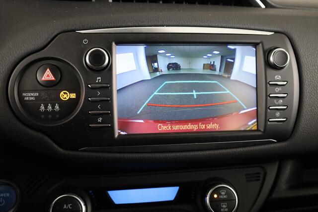 Toyota YARIS 1.5 Hybrid Executive Limited | Half lederen bekleding | 16' LM velgen |