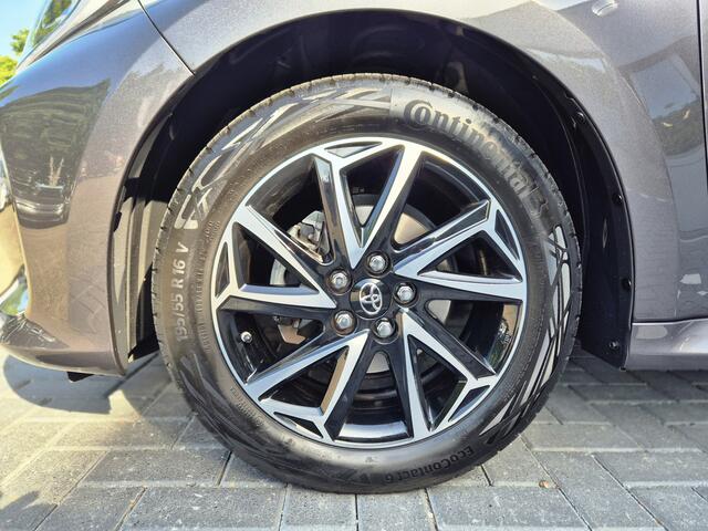 Toyota YARIS 1.5 VVT-i Dynamic Navigatie, Apple/Android, Camera, Cruise , All-in Rijklaarprijs