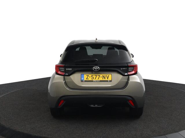 Toyota YARIS 1.5 Hybrid 115 First Edition | Demo voordeel | Navigatie | Keyless Entry | Climate Control | Automaat |