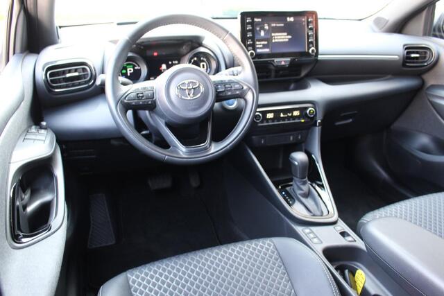 Toyota YARIS 1.5 Hybrid Dynamic Apple Carplay/Android Auto Stoelverw. / Parkeer Sens.