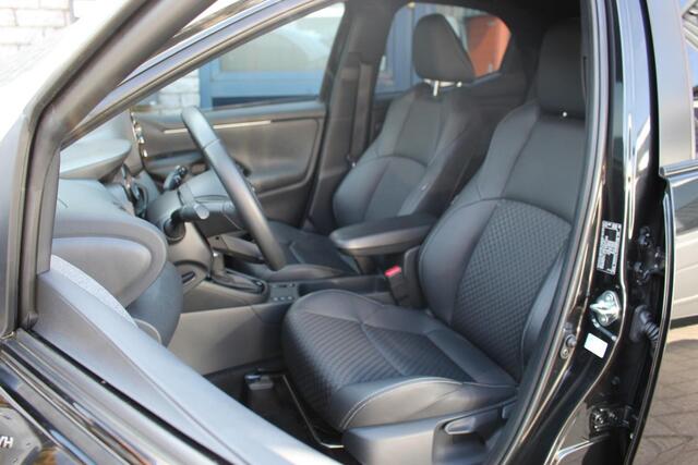 Toyota YARIS 1.5 Hybrid Dynamic Apple Carplay/Android Auto Stoelverw. / Parkeer Sens.