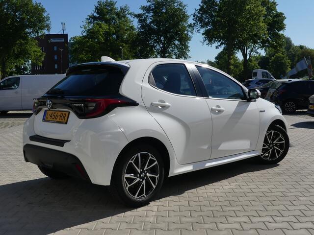 Toyota YARIS 1.5 Hybrid Dynamic | Camera | Adaptive Cruise