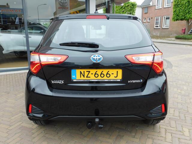 Toyota YARIS 1.5 Hybrid Executive | trekhaak