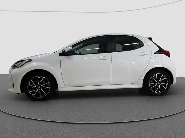 Toyota YARIS 1.5 Hybrid TeamNL | Apple CarPlay | Camera | LM Velgen | Trekhaak |