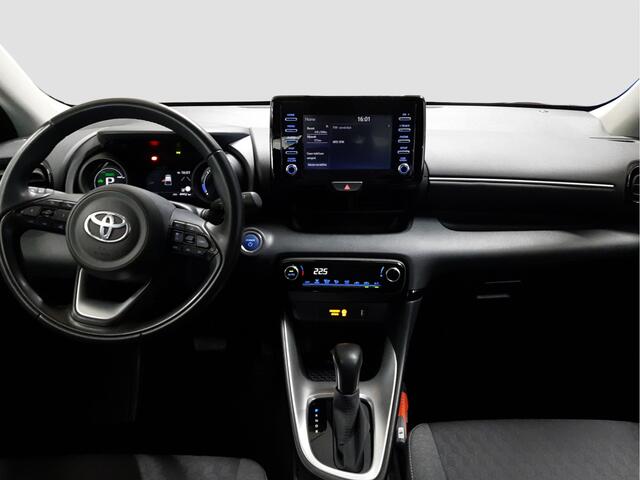 Toyota YARIS 1.5 Hybrid TeamNL | Apple CarPlay | Camera | LM Velgen | Trekhaak |