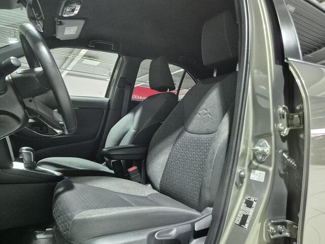 Toyota YARIS Cross 1.5 Hybrid | Afn. Trekhaak | Treeplanken | Parkeersensoren v+ a | Smart key | Privacy glass | Apple Carplay & Android Auto | Navigatie