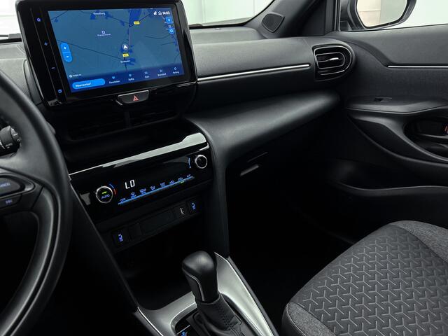 Toyota YARIS Cross 1.5 Hybrid dynamic Limited | Navigatie | Climate Control | Parkeersensoren | Stoelverwarming