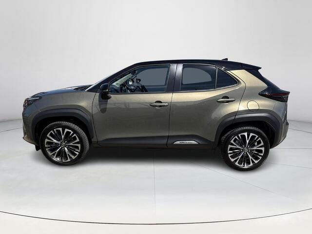Toyota YARIS Cross 1.5 Hybrid Executive **STOEL EN STUURWIELVERWARMING/ DODEHOEK DETECTIE/ PARKEERSENSOREN VOOR EN ACHTER/ 36 MAANDEN GARANTIE**