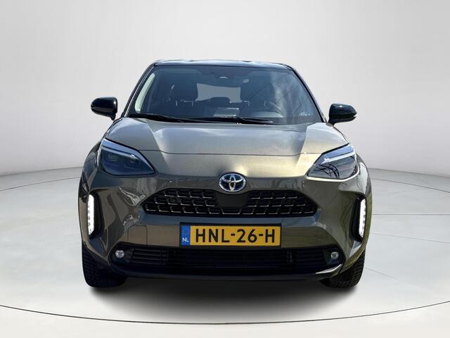 Toyota YARIS Cross 1.5 Hybrid Executive **STOEL EN STUURWIELVERWARMING/ DODEHOEK DETECTIE/ PARKEERSENSOREN VOOR EN ACHTER/ 36 MAANDEN GARANTIE**