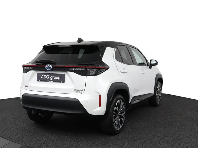 Toyota YARIS Cross 1.5 Hybrid | 4X4 | Leer | Elektrische Achterklep | Parkeersensoren | Navigatie | Apple Carplay/Android auto |