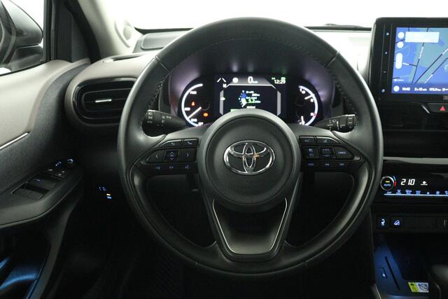 Toyota YARIS Cross 1.5 Hybrid | 4X4 | Leer | Elektrische Achterklep | Parkeersensoren | Navigatie | Apple Carplay/Android auto |
