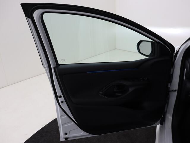 Toyota YARIS 1.5 Hybrid 130 Launch Edition Demo