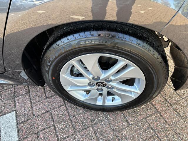 Toyota YARIS 1.5 Hybrid 115 Active Apple carplay, Android auto, Parkeercamera, Stootlijsten, Wielsloten