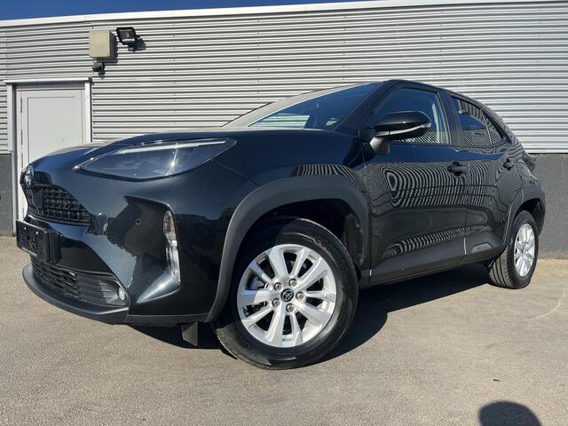 Toyota YARIS Cross 1.5 Hybrid Dynamic Edition Incl: AppleCarPlay / AndroidAuto, Navigatie, Parkeersensoren, Smart key, Privacy glass, Achteruitrijcamera, Adaptieve cruise control