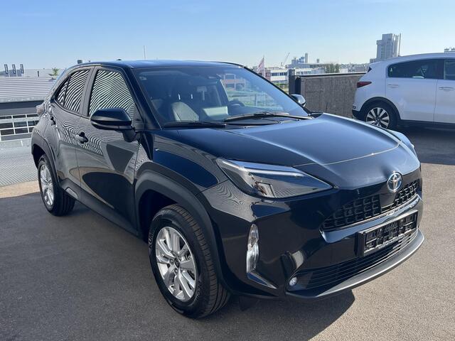 Toyota YARIS Cross 1.5 Hybrid Dynamic Edition Incl: AppleCarPlay / AndroidAuto, Navigatie, Parkeersensoren, Smart key, Privacy glass, Achteruitrijcamera, Adaptieve cruise control