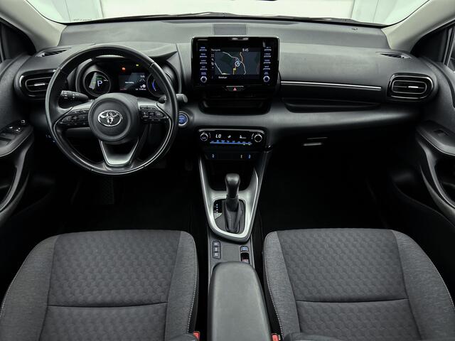 Toyota YARIS 1.5 Hybrid Dynamic Limited | Navigatie