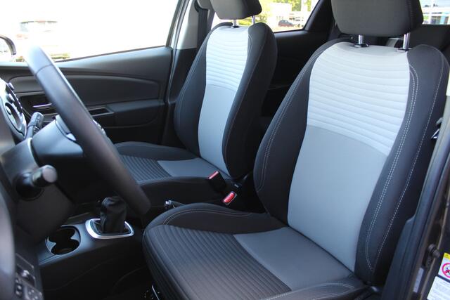 Toyota YARIS 1.5 VVT-i Dynamic | Rijklaar | Stoelverw. | Keyless | Camera | Clima | Cruise | LMV