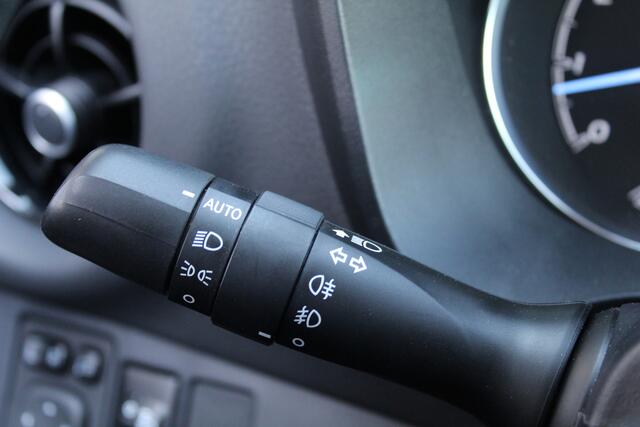 Toyota YARIS 1.5 VVT-i Dynamic | Rijklaar | Stoelverw. | Keyless | Camera | Clima | Cruise | LMV