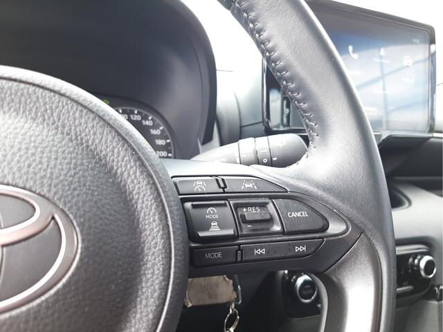 Toyota YARIS 1.5 Hybrid Active | Apple CarPlay | Camera |
