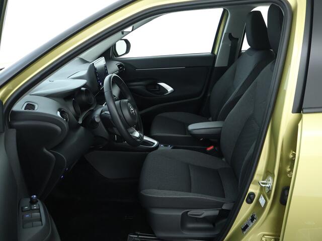 Toyota YARIS Cross 1.5 Hybrid Active Limited | Navigatie