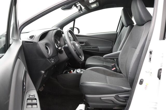 Toyota YARIS 1.5 Hybrid Energy Plus | Climate control | Leder-stof bekleding | Trekhaak |