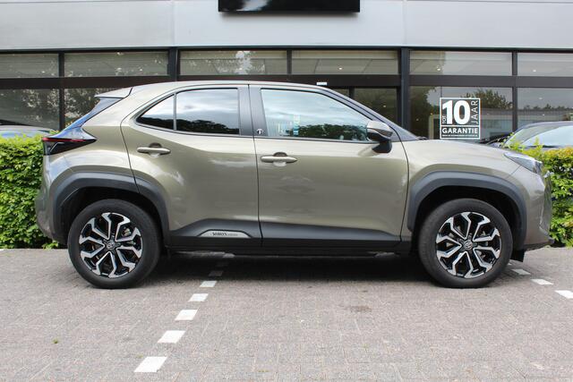 Toyota YARIS Cross 1.5 Hybrid Dynamic Plus | Rijklaar | Dodehoek | Elek klep | Stoel/Stuur-verwarming | PDC | Apple/Android