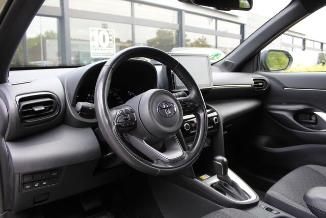 Toyota YARIS Cross 1.5 Hybrid Dynamic Plus | Rijklaar | Dodehoek | Elek klep | Stoel/Stuur-verwarming | PDC | Apple/Android