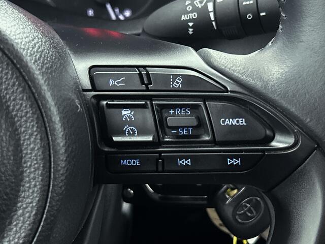 Toyota YARIS 1.5 Hybrid Active | Apple Carplay | Achteruitrijcamera | Climate control | Mistlampen voor |