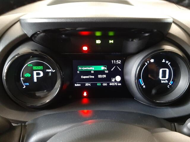 Toyota YARIS 1.5 Hybrid Executive Limited | Head-up | Sportstoelen | BSM