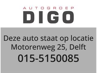 toyota-yaris-1.5-hybride-black-&-wh