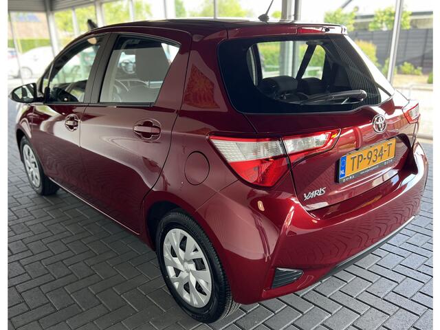 Toyota YARIS 1.0 VVT-i Energy NAVIGATIE / ACHTERUITRIJCAMERA / ELECTISCH VERSTELBARE SPIEGELS