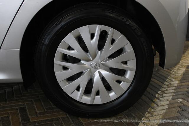 Toyota YARIS 1.5 Hybrid Active | Incl. 12 maanden garantie | 1ste eigenaar | 100% dealer onderhouden | Cruise control | Climate control | Lane assist | Parkeercamera |