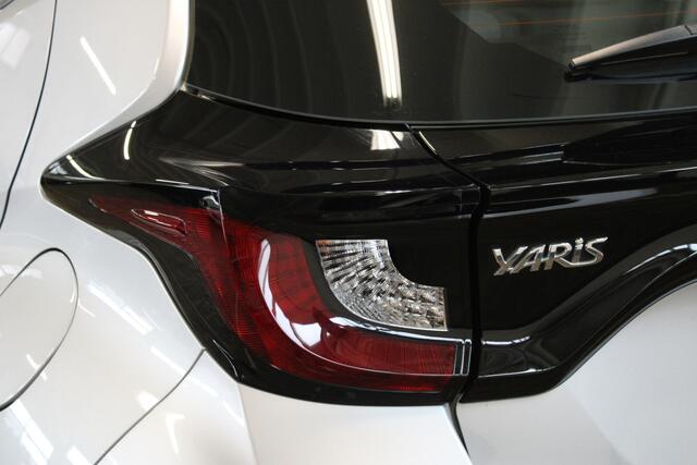 Toyota YARIS 1.5 Hybrid Active | Incl. 12 maanden garantie | 1ste eigenaar | 100% dealer onderhouden | Cruise control | Climate control | Lane assist | Parkeercamera |