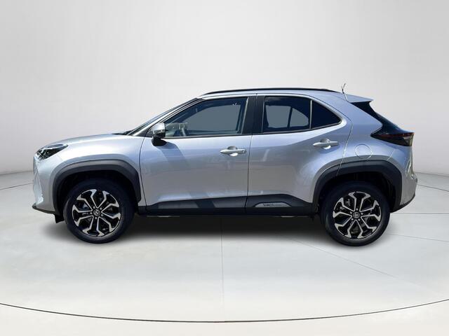 Toyota YARIS Cross 1.5 Hybrid 115 Dynamic | Comfort Pack | Shimmering silver metallic | Nieuw uit voorraad leverbaar |