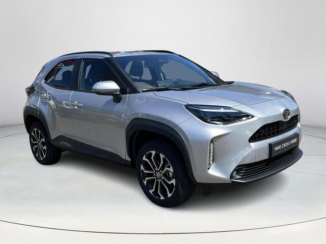 Toyota YARIS Cross 1.5 Hybrid 115 Dynamic | Comfort Pack | Shimmering silver metallic | Nieuw uit voorraad leverbaar |