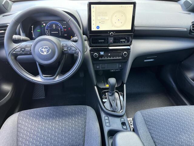Toyota YARIS Cross 1.5 Hybrid 115 Dynamic | Comfort Pack | Shimmering silver metallic | Nieuw uit voorraad leverbaar |