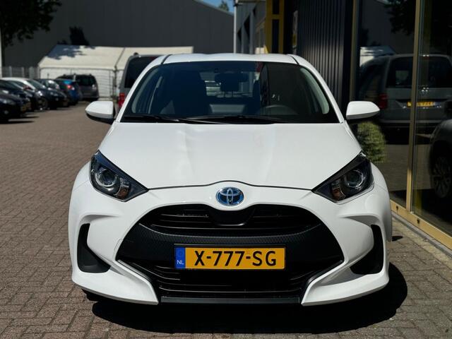 Toyota YARIS 1.5 Hyb. Active