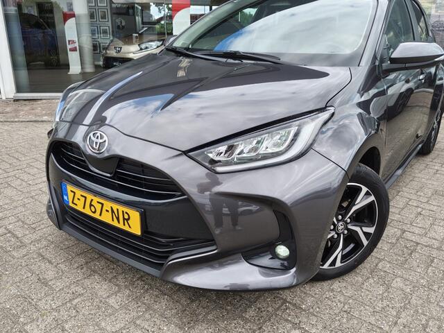 Toyota YARIS 1.5 Hybrid 115 First Edition | NL Auto | Navi | Keyless Entry/St
