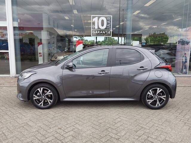 Toyota YARIS 1.5 Hybrid 115 First Edition | NL Auto | Navi | Keyless Entry/St