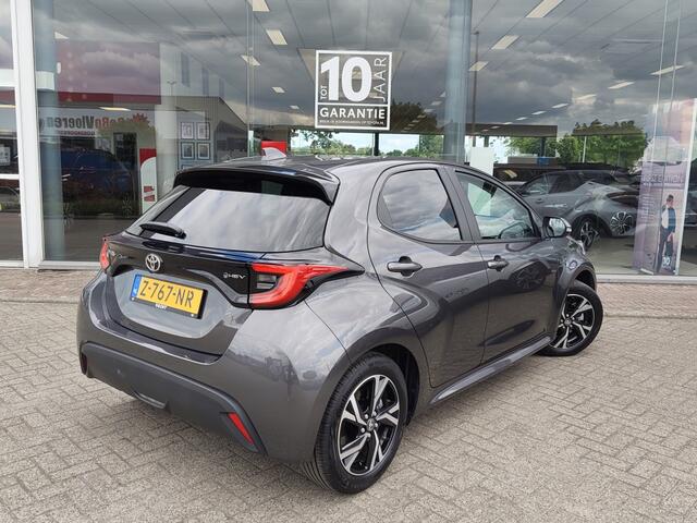 Toyota YARIS 1.5 Hybrid 115 First Edition | NL Auto | Navi | Keyless Entry/St