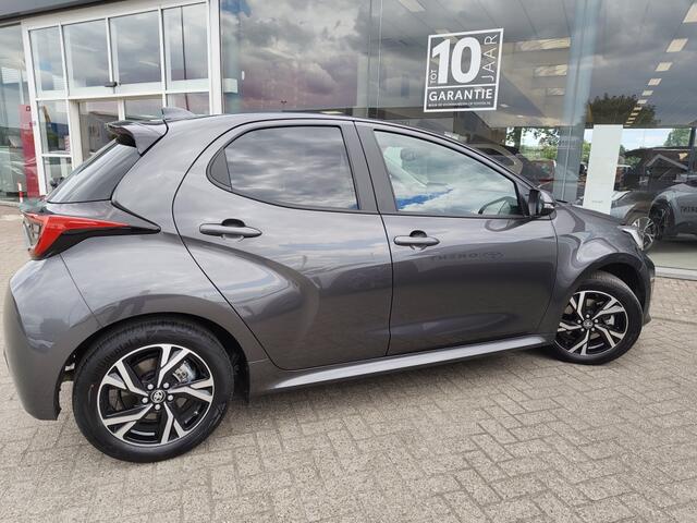 Toyota YARIS 1.5 Hybrid 115 First Edition | NL Auto | Navi | Keyless Entry/St