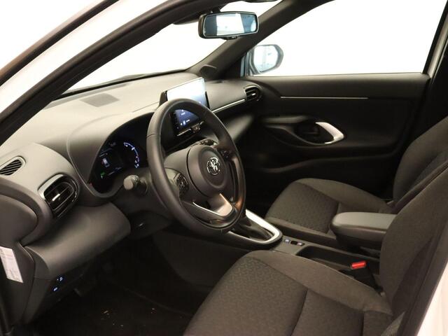 Toyota YARIS Cross 1.5 Hybrid Dynamic - ORIGINEEL NEDERLANDSE AUTO - AUTOMATISCHE AIRCO - APPLE CARPLAY/ANDROID AUTO - ADAPTIEVE CRUISE CONTROL - KEYLESS ENTRY/START - NAVIGATIESYSTEEM FULL-MAP - EXTRA GETINT GLAS ACHTER
