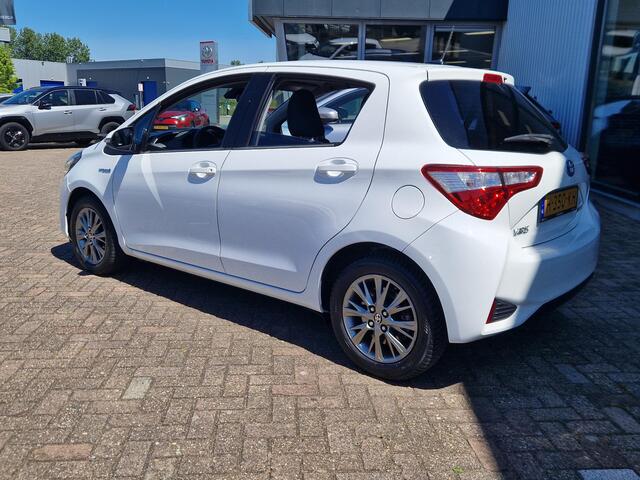 Toyota YARIS 1.5 Hybrid Dynamic