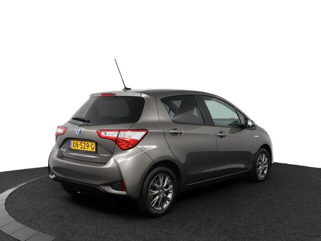 Toyota YARIS 1.5 Hybrid Dynamic | Navigatie | Fietsdragerbeugel | Climaat control |