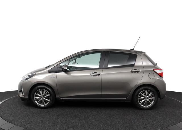 Toyota YARIS 1.5 Hybrid Dynamic | Navigatie | Fietsdragerbeugel | Climaat control |