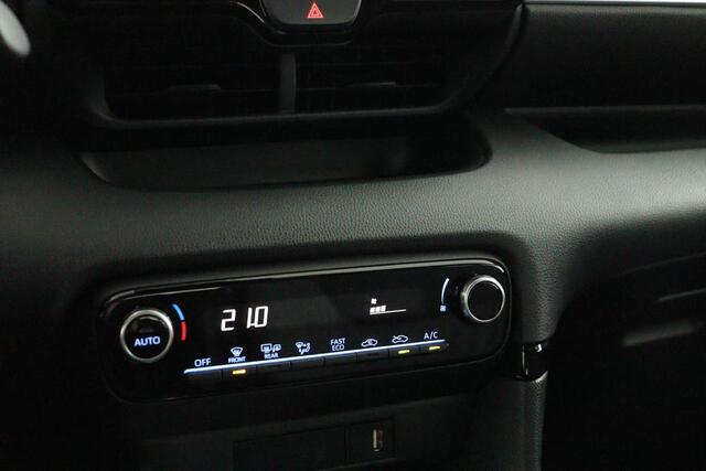 Toyota YARIS 1.5 Hybrid Active | Apple Carplay/Android Auto | Climaat control |