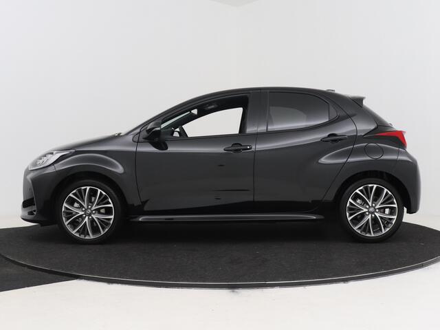 Toyota YARIS 1.5 Hybrid 130 Executive Blind Spot | Parkeersensoren | Stoelverwarming | Stuurwielverwarming | LED